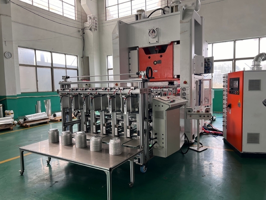 kaufen Aluminiumfolie-Behälter-Maschine Simense-Motor Mitsubishi PLC 40m2 online manufacture