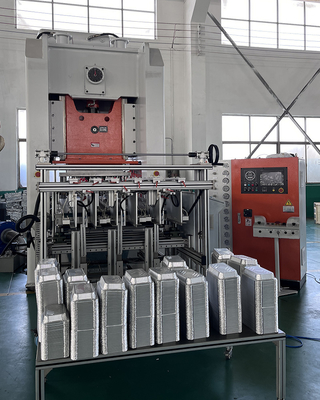 kaufen Mitsubishi PLC-gesteuerte Aluminiumfolie-Container-Herstellmaschine mit langer Lebensdauer online manufacture