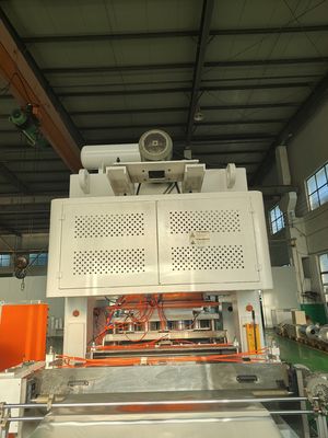 kaufen LK-T80 Food Container Punching Machine Equipped with Closed Lubrication System online manufacture