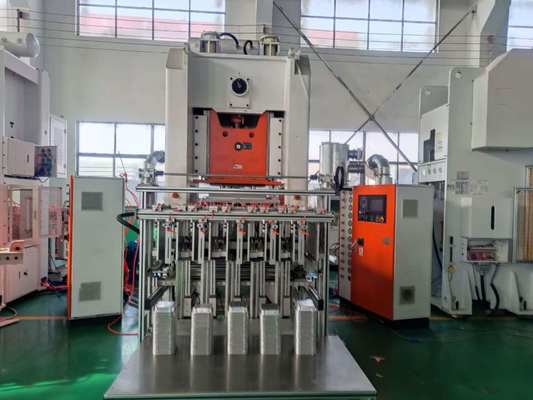 kaufen LK-T80 lebensmittelechte Behälter-Stanzmaschine 24/7 Betrieb mit minimalem Arbeitsaufwand online manufacture