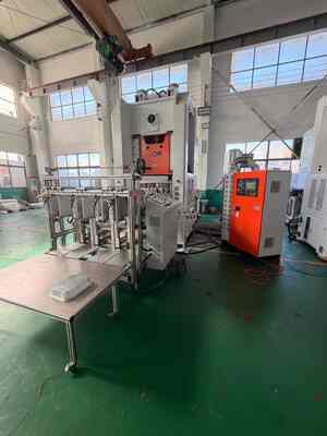 kaufen Maschine zur Herstellung von Aluminiumfolienbehältern Nichtgiftiges ovales Fach Einwegspeisefach online manufacture