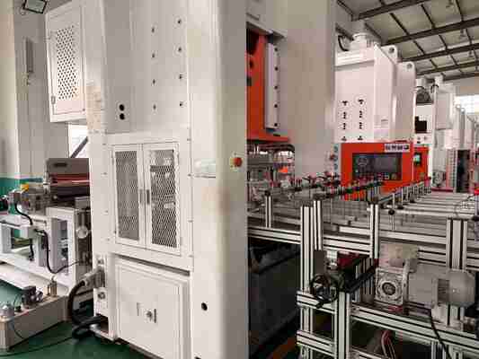 kaufen LK-T80 Aluminiumfolien-Lebensmittel-Lunchbox Aluminium-Take-Away-Behälter-Maschine online manufacture