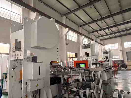 Qualität  Aluminum Foil Container Making Machine Original Factory 15 Years Experience Manufacturer Fabrik