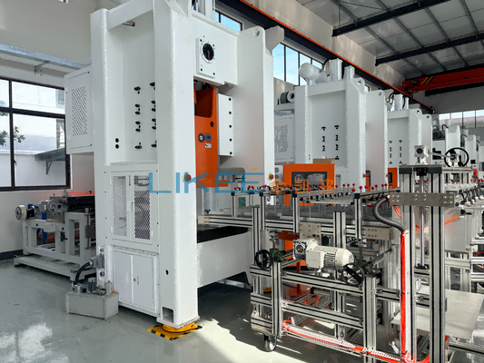 kaufen 80-Ton Aluminiumfolienplatten-Herstellungsmaschine für Einweg-Lebensmittelbehälter mit 24/7-Betrieb und CE-Zertifizierung Online-Herstellung