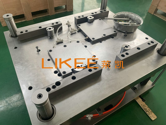 kaufen Mehrfache Nahrungsmittel-Tray Making Die For Aluminum-Folie des Hohlraum-ISO9001 online manufacture