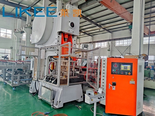 LK-T80 Aluminiumfolie-Plattenherstellungslinie 12000 PCS pro Minute mit einer Garantie von 1 Jahr