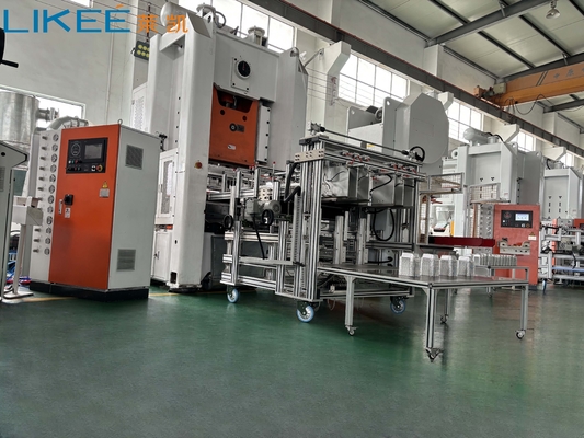 LK-T80 Aluminiumfolien-Herstellungsmaschine Container 10 Jahre Lebensdauer 24 Stunden Betrieb