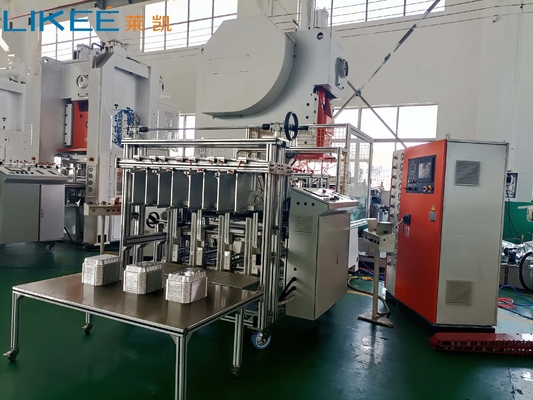 Maschine zur Herstellung von Aluminiumfolie-Nahrungsmittelbehältern für eine präzise und konsistente Produktion