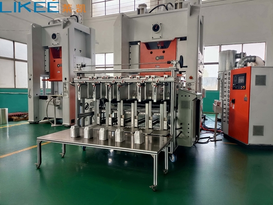 130 Tonnen Silber vollautomatische Aluminiumfolie Behälter Herstellung Maschine 380v 50Hz LK-T130
