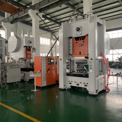 Siemens Hauptmotor Hochgeschwindigkeits-automatische Aluminiumfolie-Trägermachine LK-T130