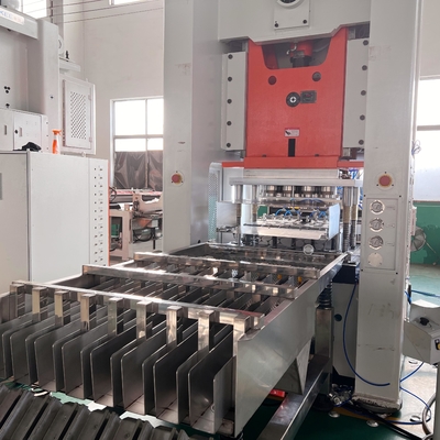 Maschine zur Herstellung von Aluminiumfolienbehältern mit hoher Leistung für 380V 50HZ 3-Phasen-Elektro-Mitsubishi-Inverter