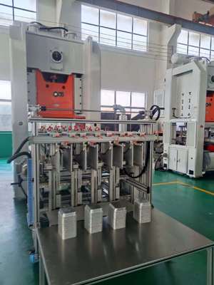 LK-T80 Lebensmittelbehälter-Stanzmaschine, energieeffizientes Lithiumfett & geschlossene Schmierung