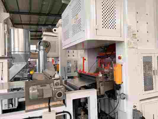 LK-T63 Automatische chinesische Einweg-H22-Aluminiumfolien-Pfannen-Durchstoßfeste-Herstellungsmaschine