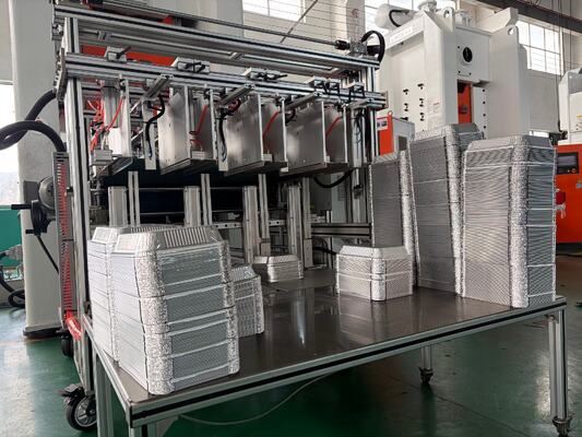 LK-T80 Automatische Maschine zur Herstellung von Einweg-Aluminiumbehältern (3003 Legierung) mit 450 ml Fassungsvermögen